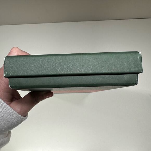 Gucci Dapper Dan | Gift Box | Green/Yellow/Red | L1.25 x W12.75 x H5.5 inch - Picture 3 of 16